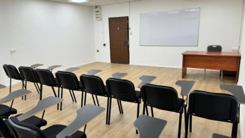 כיתה ברחוב יגיע כפיים תל אביב, תל אביב-יפו