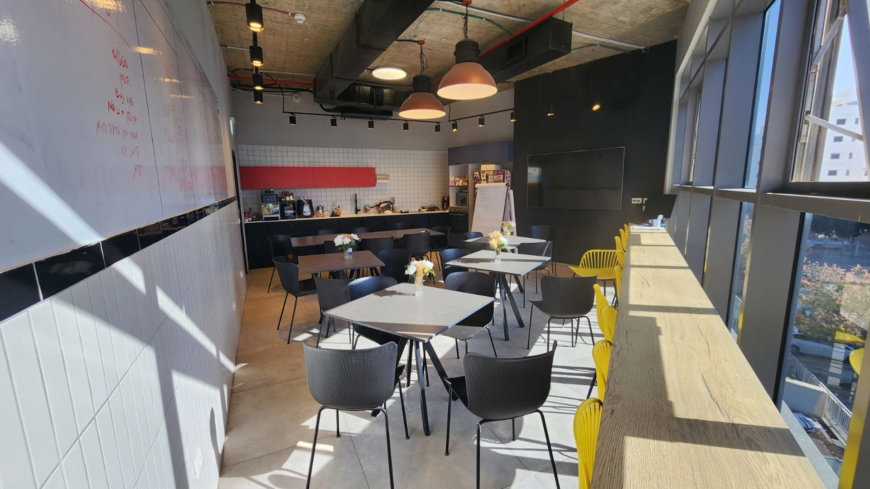 משרדים להשכרה במרכז עמית חריש - Offices for rent in Merkaz Amit Harish - תמונה 1